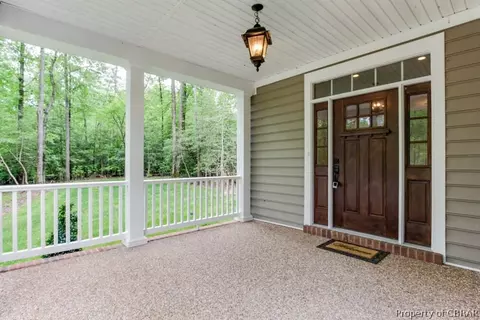 7668 Riverwatch Dr, Gloucester, VA 23061 photo 3