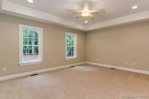 7668 Riverwatch Dr, Gloucester, VA 23061 photo 17