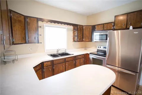217 S Hope St, Hampton, VA 23664 photo 6
