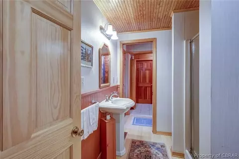 9842 Anchorage Ln, Gloucester, VA 23061 photo 38