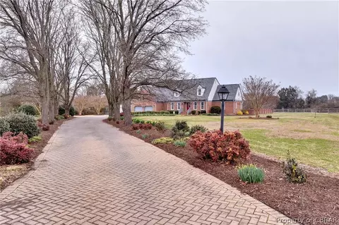 76 Oakville Rd, Hampton, VA 23669 photo 1