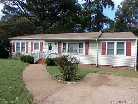 7739 Jordan Rd, Gloucester Point, VA 23062 photo 1