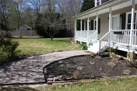 4869 Turks Ferry Rd, Gloucester, VA 23061 photo 3