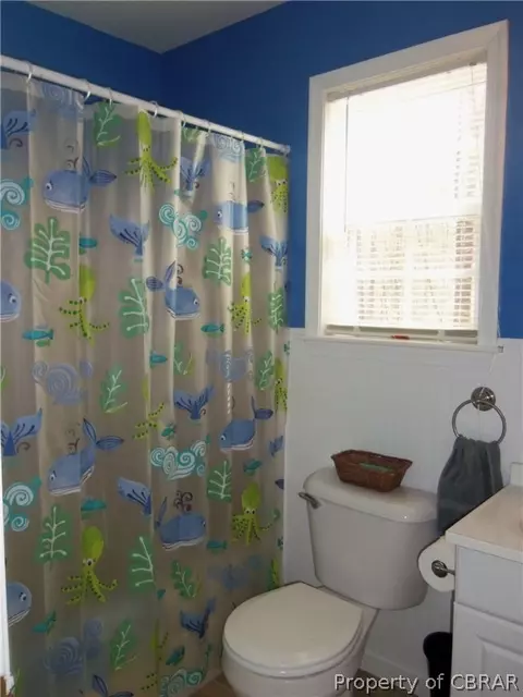 8821 Marlfield Rd, Gloucester, VA 23061 photo 10