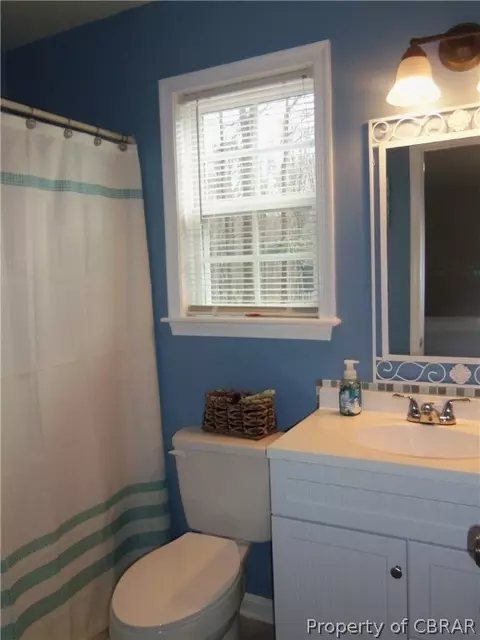8821 Marlfield Rd, Gloucester, VA 23061 photo 14