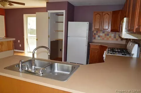 84 Clover Ln, Lancaster, VA 22503 photo 8