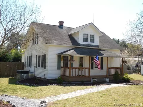 6844 Fields Landing Rd, Hayes, VA 23072 photo 1