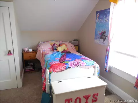 6844 Fields Landing Rd, Hayes, VA 23072 photo 8
