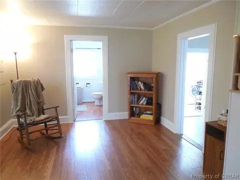 6844 Fields Landing Rd, Hayes, VA 23072 photo 3