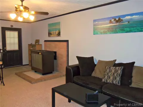 7418 Battery Dr, Gloucester Point, VA 23062 photo 13