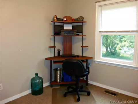 7418 Battery Dr, Gloucester Point, VA 23062 photo 11