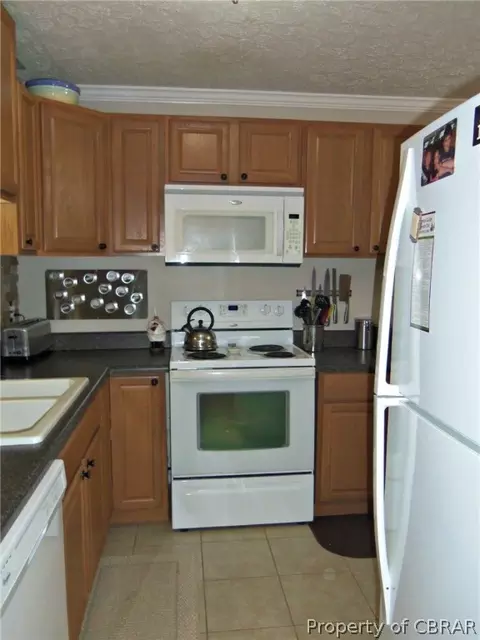 7418 Battery Dr, Gloucester Point, VA 23062 photo 7