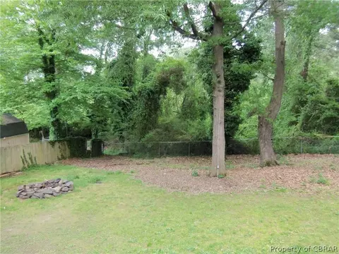 7418 Battery Dr, Gloucester Point, VA 23062 photo 15