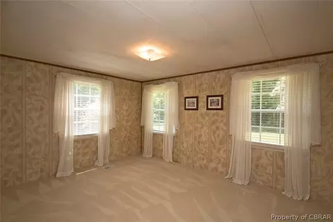 6628 Ashland Rd, Gloucester, VA 23061 photo 13