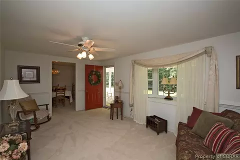 6628 Ashland Rd, Gloucester, VA 23061 photo 4
