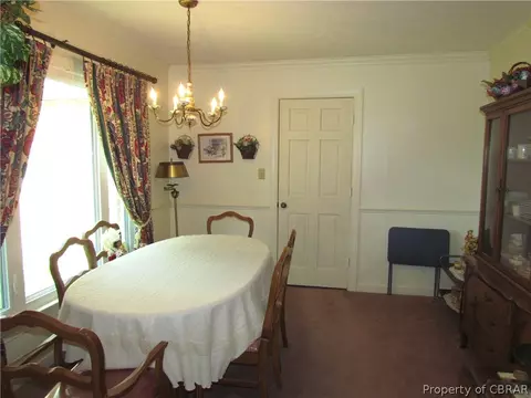 1696 Pine Tree Dr, Gloucester Point, VA 23062 photo 7