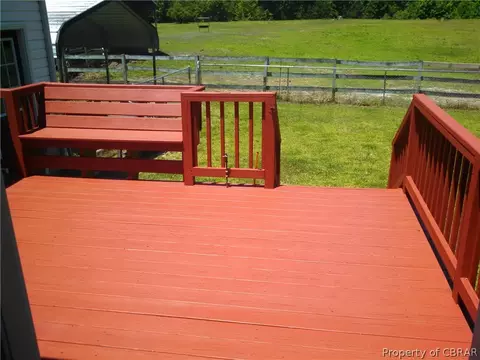 9874 Buckskin Trl, Gloucester, VA 23061 photo 2