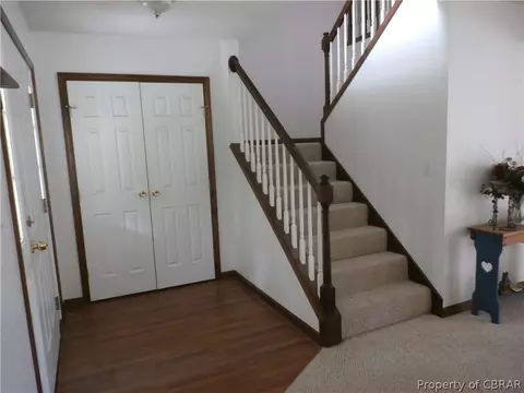 9874 Buckskin Trl, Gloucester, VA 23061 photo 3
