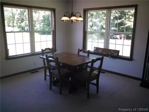 9874 Buckskin Trl, Gloucester, VA 23061 photo 5
