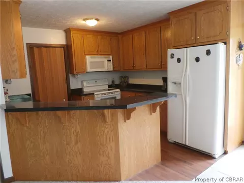 9874 Buckskin Trl, Gloucester, VA 23061 photo 6