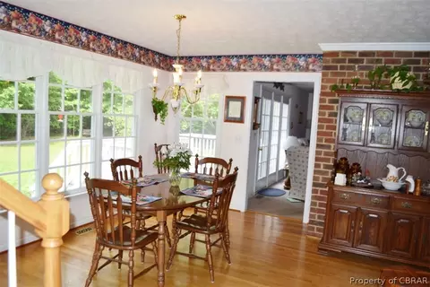 321 Carters Neck Rd, Williamsburg, VA 23188 photo 5