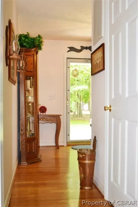 321 Carters Neck Rd, Williamsburg, VA 23188 photo 3