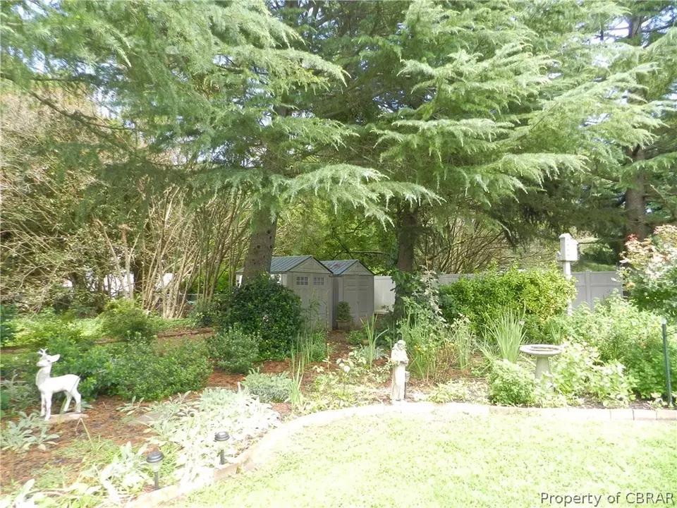  6573 Powhatan Dr, Hayes, VA 23072 photo 35