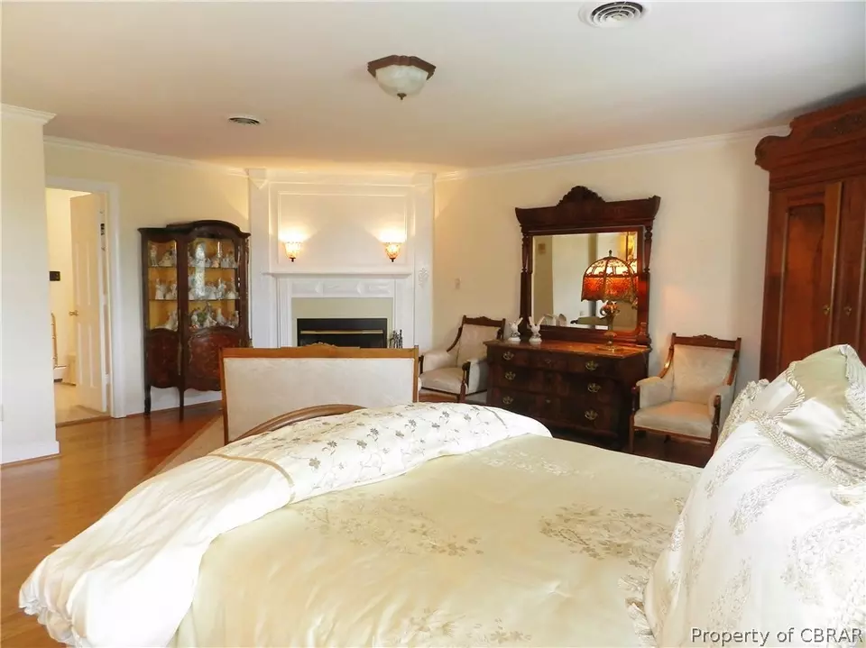  6573 Powhatan Dr, Hayes, VA 23072 photo 42