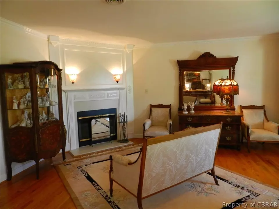  6573 Powhatan Dr, Hayes, VA 23072 photo 17
