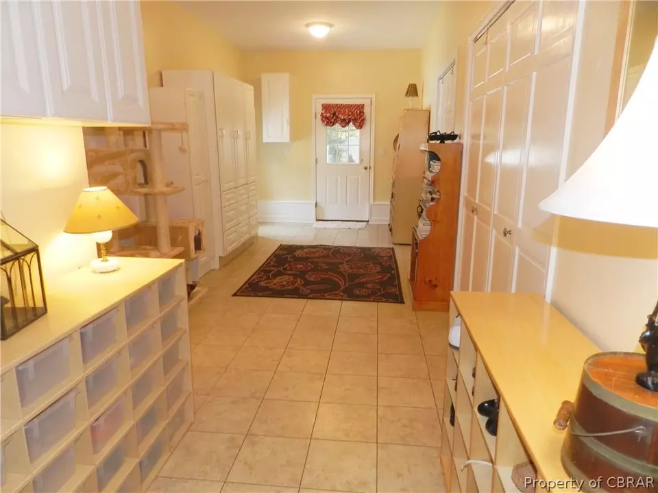  6573 Powhatan Dr, Hayes, VA 23072 photo 22