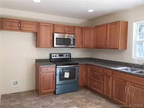 2508 Wright Rd, Gloucester, VA 23061 photo 3