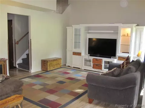 7261 Wilson Cir, Gloucester, VA 23061 photo 2