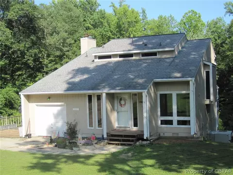 7261 Wilson Cir, Gloucester, VA 23061 photo 1