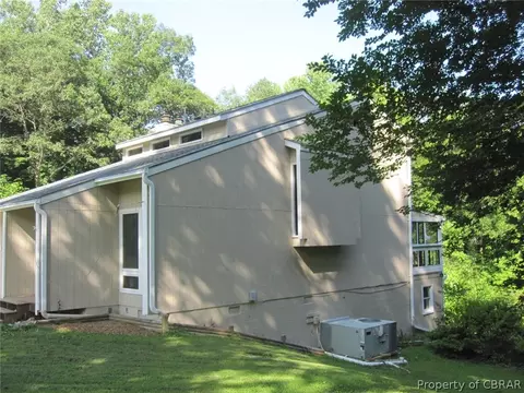 7261 Wilson Cir, Gloucester, VA 23061 photo 25