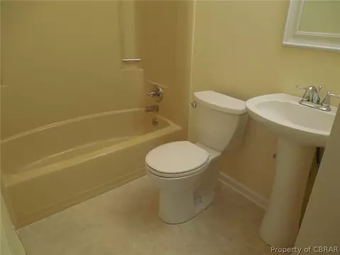7124 Potter Ln, Gloucester, VA 23061 photo 15