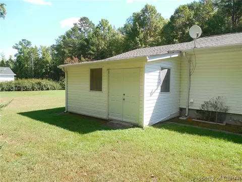 7124 Potter Ln, Gloucester, VA 23061 photo 7