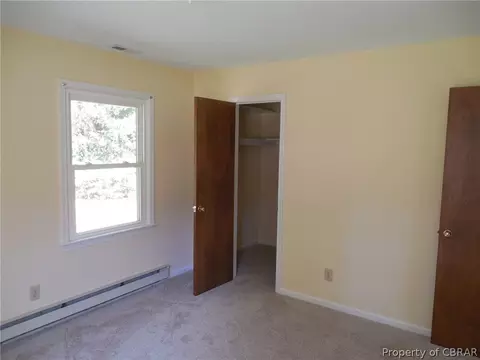 7124 Potter Ln, Gloucester, VA 23061 photo 16