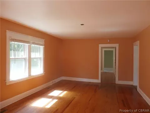 1404 Weems Rd, Weems, VA 22576 photo 2