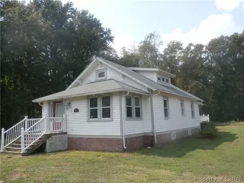 1404 Weems Rd, Weems, VA 22576 photo 1
