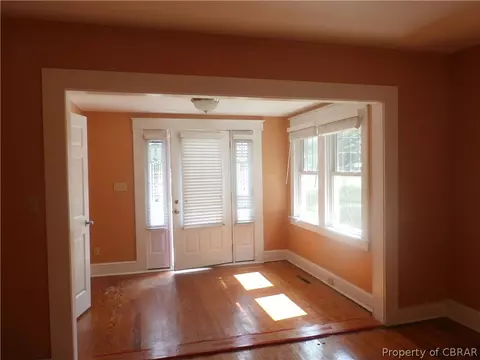 1404 Weems Rd, Weems, VA 22576 photo 3