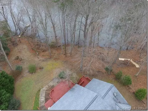 5904 Beech Tree Ct, Gloucester, VA 23061 photo 4