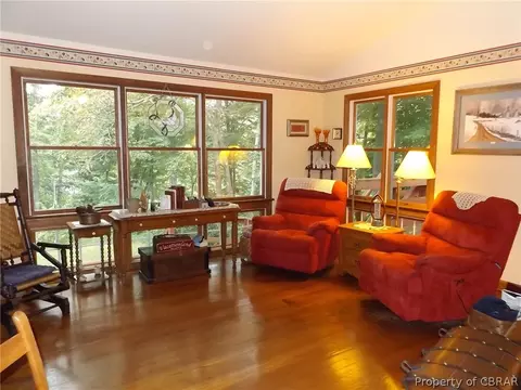 5904 Beech Tree Ct, Gloucester, VA 23061 photo 9