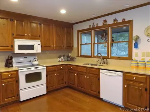 5904 Beech Tree Ct, Gloucester, VA 23061 photo 11
