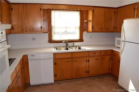 6729 Belroi Rd, Gloucester, VA 23061 photo 9