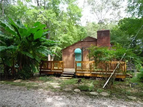 5880 Ark Rd, Gloucester, VA 23061 photo 3