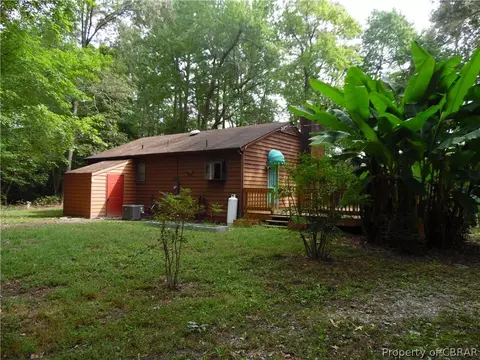 5880 Ark Rd, Gloucester, VA 23061 photo 4