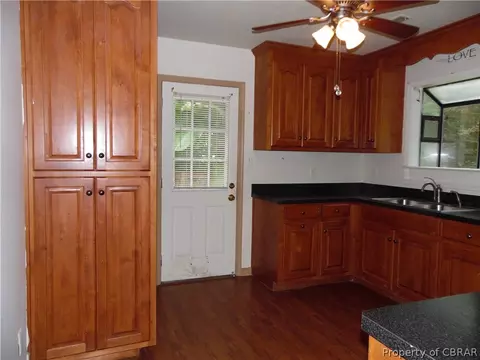 5880 Ark Rd, Gloucester, VA 23061 photo 6
