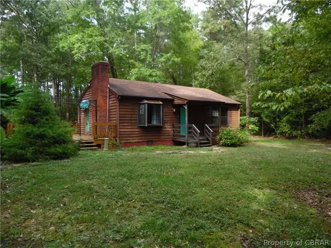 5880 Ark Rd, Gloucester, VA 23061 photo 2