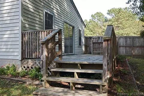 8858 Marlfield Rd, Gloucester, VA 23061 photo 18