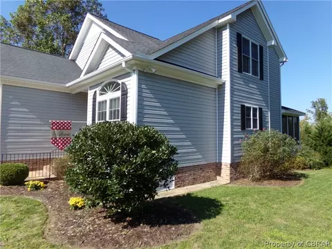 6763 Calhoun St, Gloucester, VA 23061 photo 2